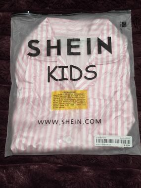 SHEIN Kids Pink & White Striped Top
